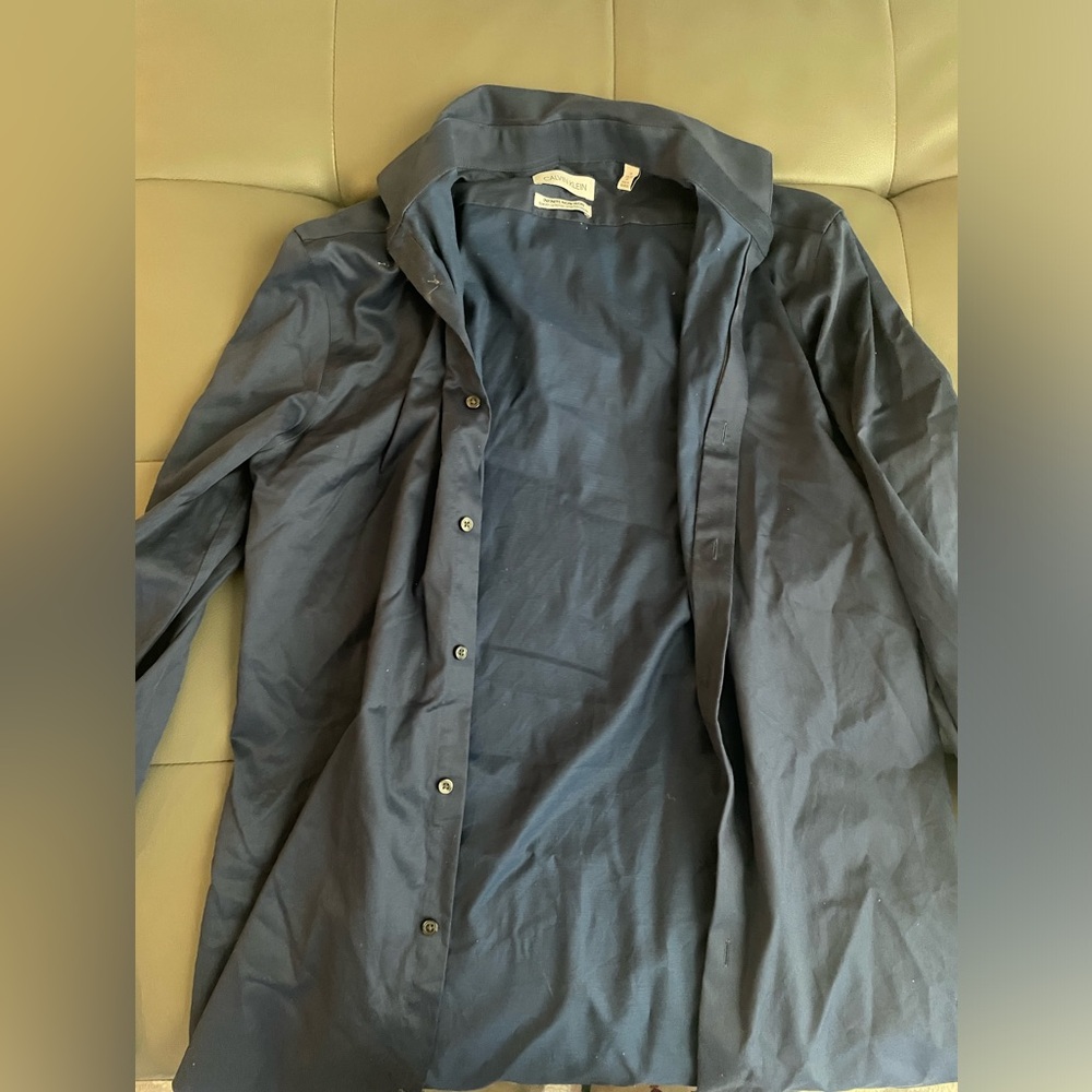 Men’s Calvin Klein dress shirt. Size M